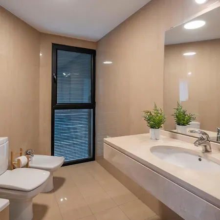 Apartment Amparo I By An Island Funchal (Madeira)